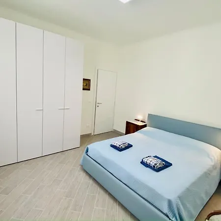 Hostdomus - Trilocale Da Dino