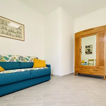Apartment Hostdomus - Trilocale Da Dino