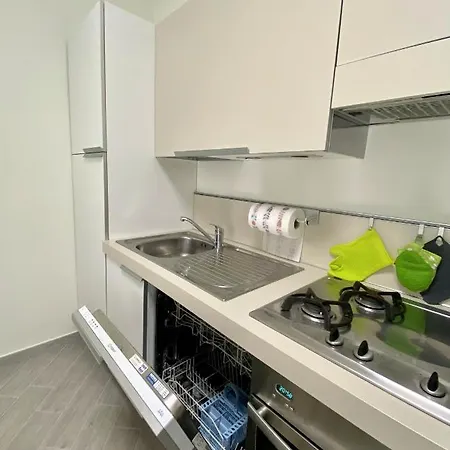 Hostdomus - Trilocale Da Dino *