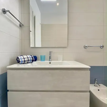 Hostdomus - Trilocale Da Dino フィナーレ・リーグレ