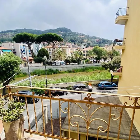 Apartmán Hostdomus - Trilocale Da Dino