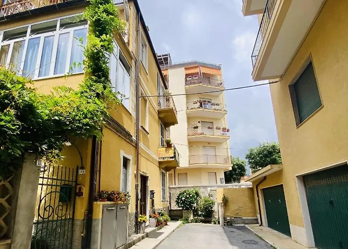 Appartement Hostdomus - Trilocale Da Dino Finale Ligure