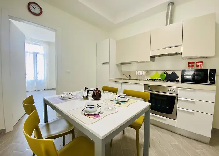 Hostdomus - Trilocale Da Dino Appartement *